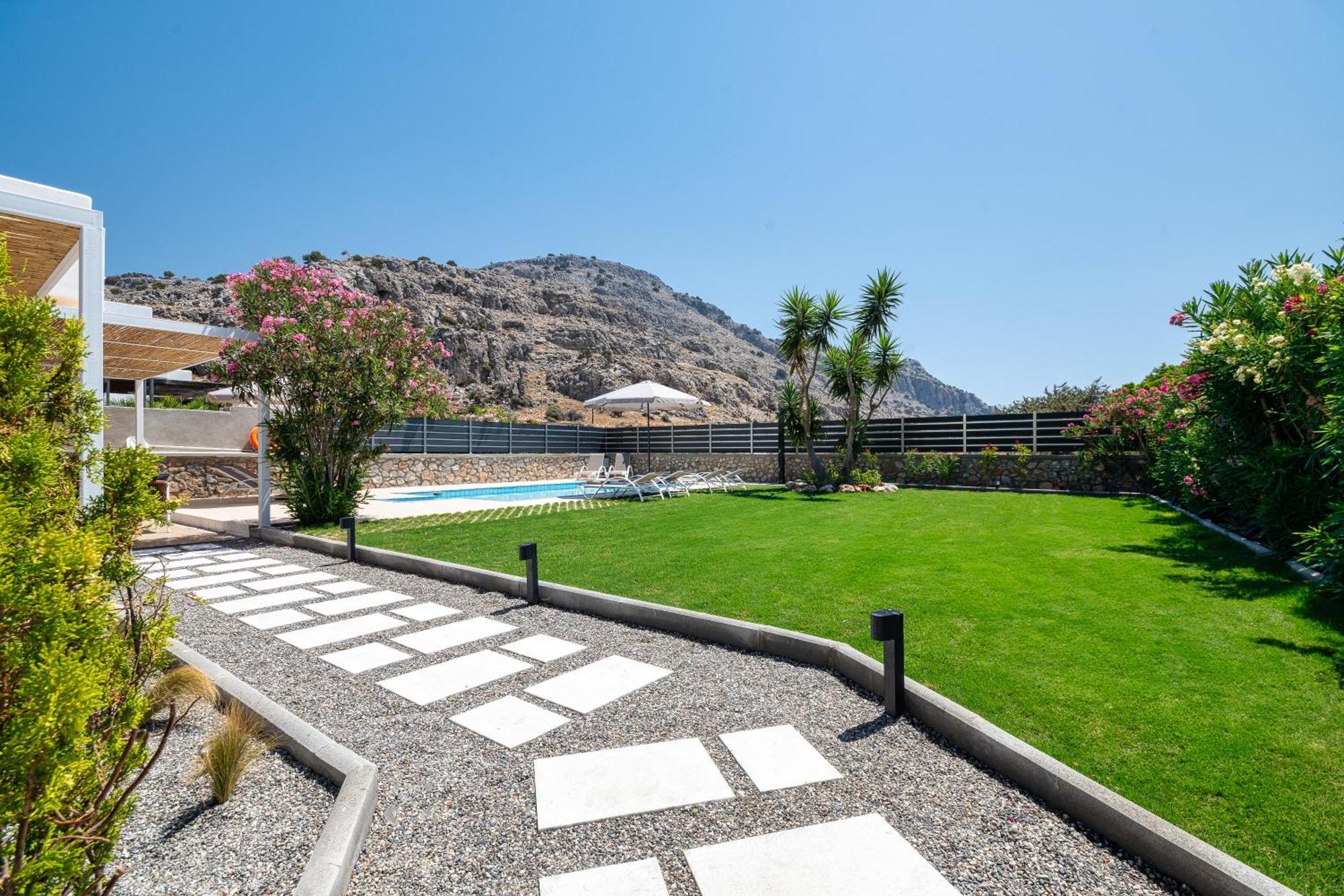 Villa Mariani II - In Lothiarika, Newly Renovated June 2024, Private Pool, Lindos 10 Min, Beach 120M Λάρδος Εξωτερικό φωτογραφία