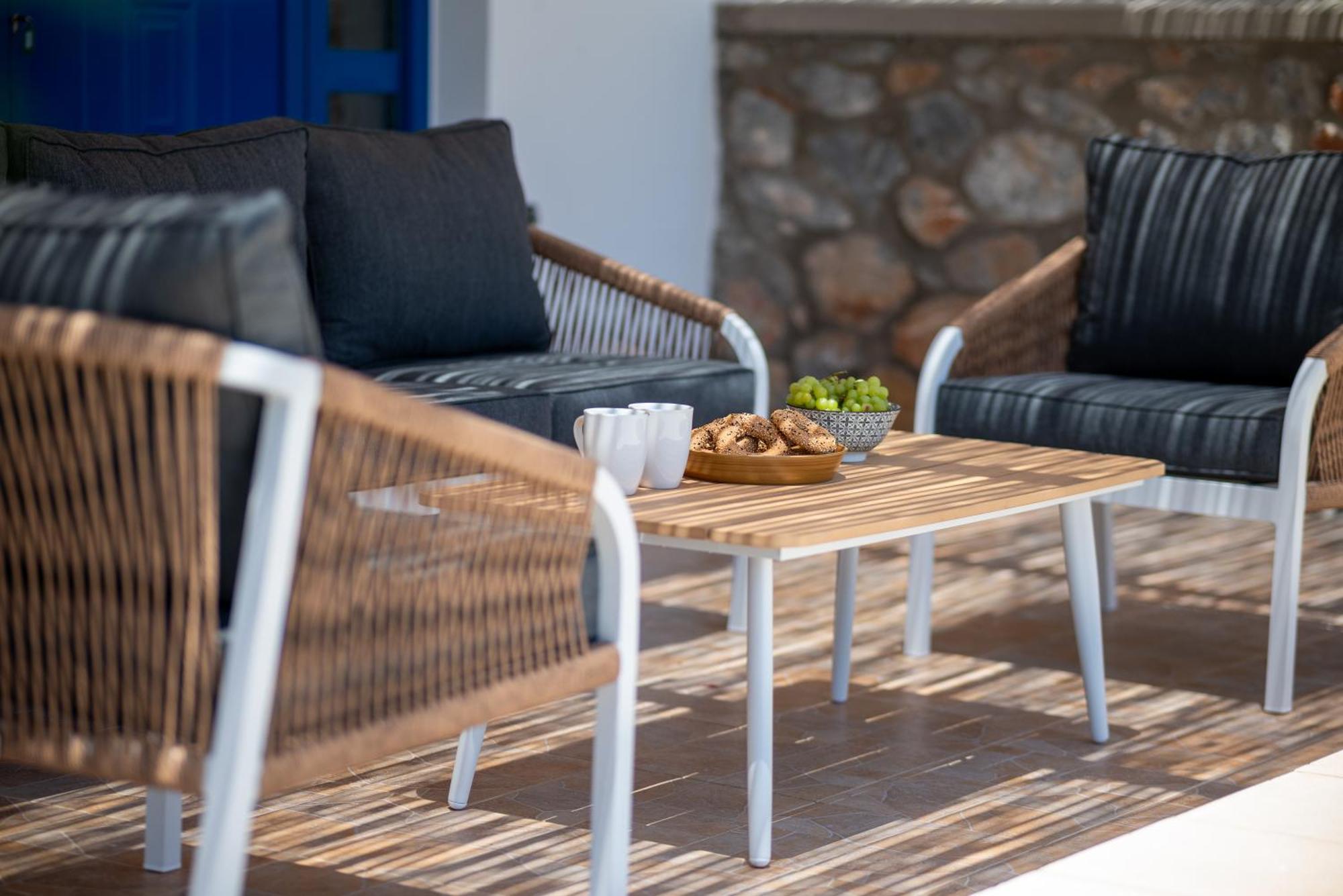 Villa Mariani II - In Lothiarika, Newly Renovated June 2024, Private Pool, Lindos 10 Min, Beach 120M Λάρδος Εξωτερικό φωτογραφία