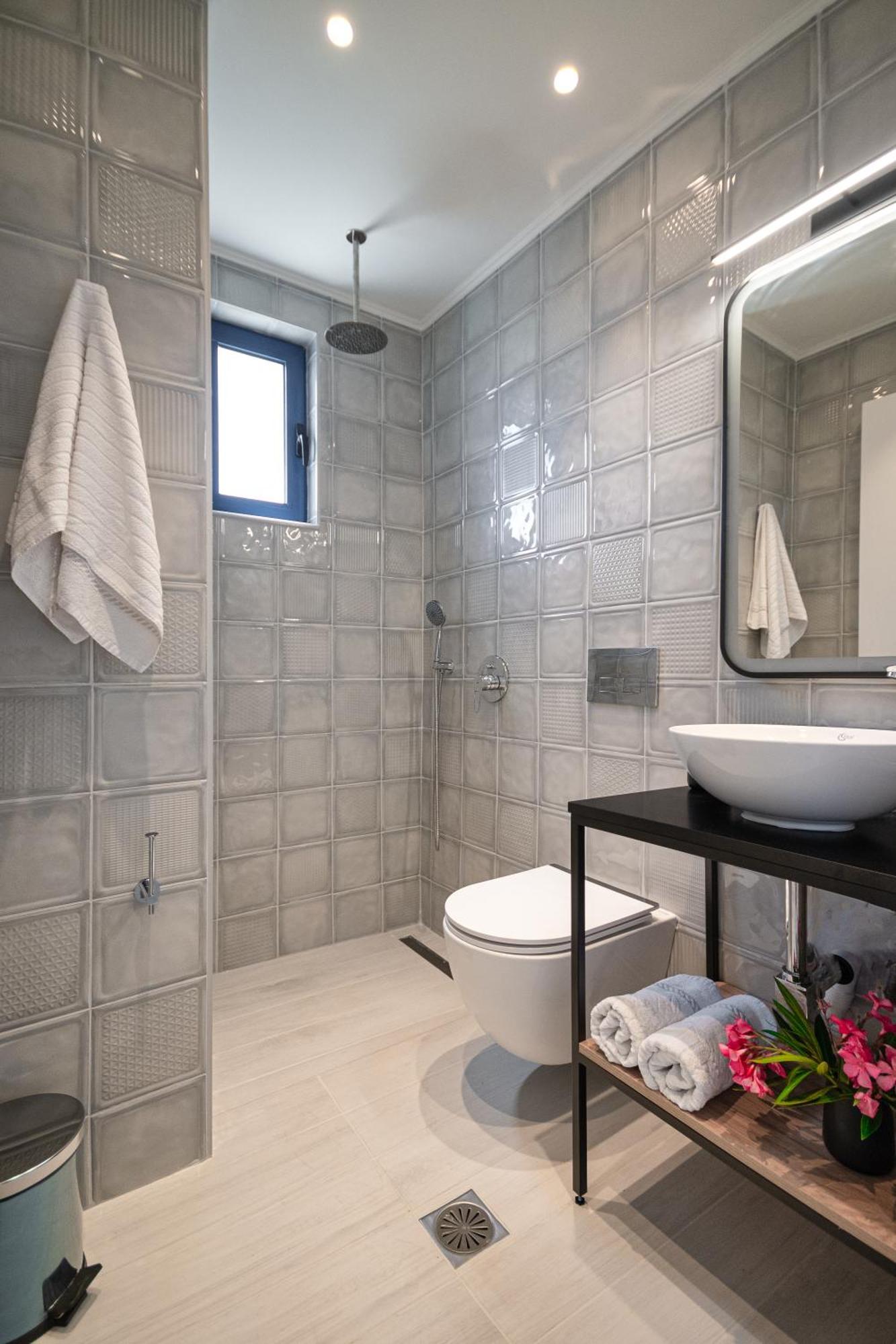 Villa Mariani II - In Lothiarika, Newly Renovated June 2024, Private Pool, Lindos 10 Min, Beach 120M Λάρδος Εξωτερικό φωτογραφία